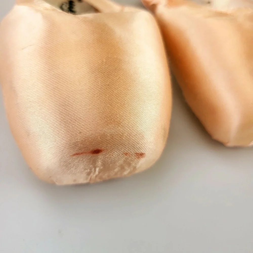 Balletcore Dance Shoes Girl 4 Pink Nude Ballet Flat Pointe Wide CAPEZIO USA